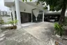 4 Bedroom House for rent in Bang Chak, Bangkok near BTS Punnawithi