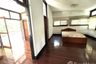 3 Bedroom House for rent in Khlong Tan Nuea, Bangkok