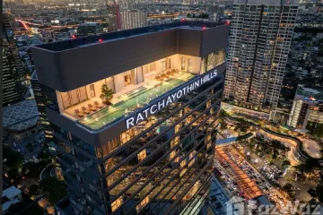 Office for rent in Ratchayothin Hills, Chatuchak, Bangkok near MRT Phaholyothin 24