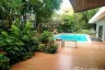 5 Bedroom House for rent in Khlong Tan Nuea, Bangkok