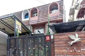 Commercial for rent in Thung Maha Mek, Bangkok near MRT Lumpini