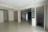 2 Bedroom Commercial for rent in Khlong Tan Nuea, Bangkok
