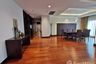 4 Bedroom Apartment for rent in Royal Residence Park, Lumpini, Bangkok near BTS Ratchadamri