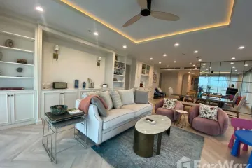 3 Bedroom Condo for rent in Supalai Riva Grande, Chong Nonsi, Bangkok