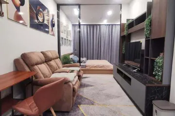 1 Bedroom Condo for rent in Huai Khwang, Bangkok near MRT Phra Ram 9