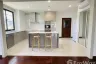 3 Bedroom Apartment for rent in P.R.Home III Apartment, Khlong Tan Nuea, Bangkok