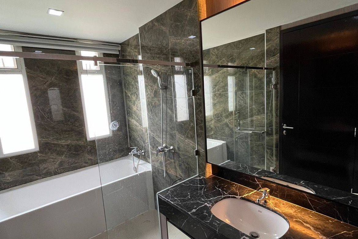 Watthana, Bangkok - Photo 2