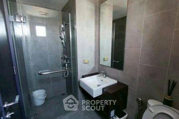 1 Bedroom Condo for sale in C Ekkamai, Khlong Tan Nuea, Bangkok near BTS Ekkamai