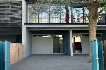 Townhouse for rent in Lat Phrao, Bangkok