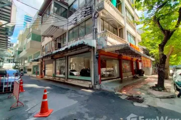 Commercial for rent in Suriyawong, Bangkok near BTS Chong Nonsi