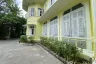 8 Bedroom House for rent in Thanon Phetchaburi, Bangkok near MRT Ratchathewi