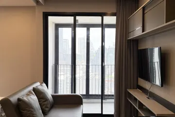 1 Bedroom Condo for rent in Si Phraya, Bangkok near MRT Sam Yan