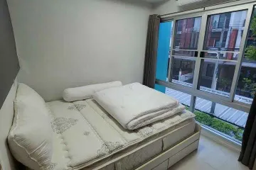 1 Bedroom Condo for sale in Bang Chak, Bangkok