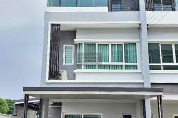 3 Bedroom Townhouse for rent in The Ricco Town Watcharapol, Khlong Thanon, Bangkok