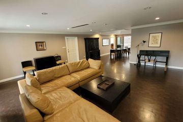 3 Bedroom Condo for rent in Phra Khanong Nuea, Bangkok near BTS Ekkamai