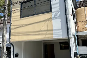 3 Bedroom Townhouse for sale in Rawai, Phuket