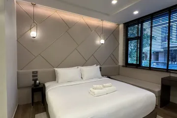 1 Bedroom Condo for sale in The Proud Residence, Karon, Phuket