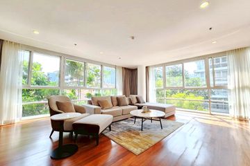 3 Bedroom Condo for rent in Phra Khanong Nuea, Bangkok near BTS Ekkamai