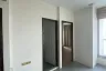 2 Bedroom Condo for sale in Sathorn House, Silom, Bangkok near BTS Surasak