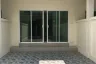 3 Bedroom Townhouse for sale in Khlong Chan, Bangkok