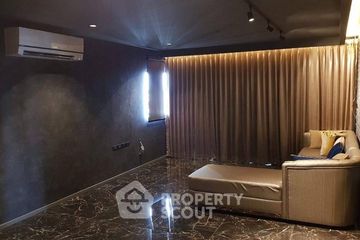 2 Bedroom Condo for sale in Sathorn Gardens, Thung Maha Mek, Bangkok near MRT Lumpini