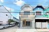 3 Bedroom Townhouse for sale in Baan Monwadee Green Park, Phimon Rat, Nonthaburi