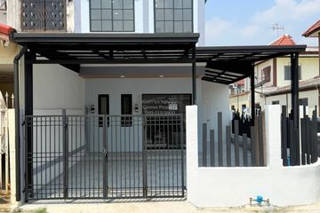 3 Bedroom Townhouse for sale in Sam Wa Tawan Tok, Bangkok