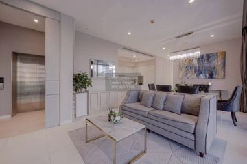 2 Bedroom Condo for sale in Vittorio, Khlong Tan Nuea, Bangkok near BTS Phrom Phong