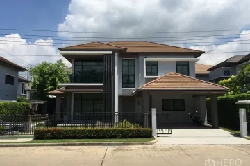 4 Bedroom House for sale in Dokmai, Bangkok
