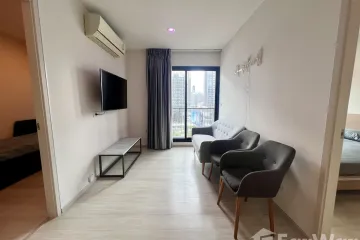 2 Bedroom Condo for rent in Life Asoke, Bang Kapi, Bangkok near MRT Phetchaburi
