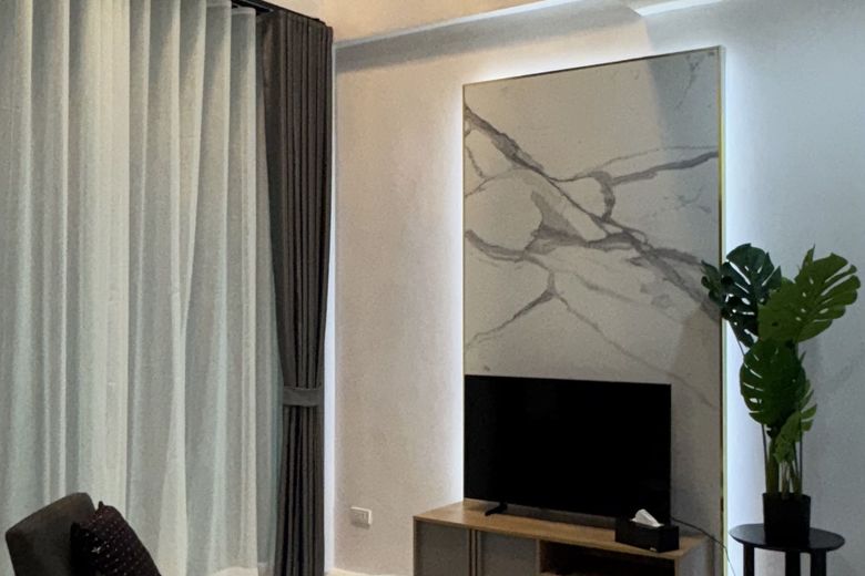 2 Bedroom Townhouse For Rent