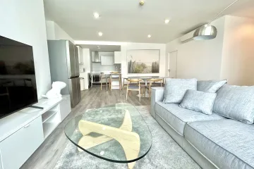 2 Bedroom Condo for rent in The Address Sukhumvit 42, Phra Khanong, Bangkok near BTS Ekkamai