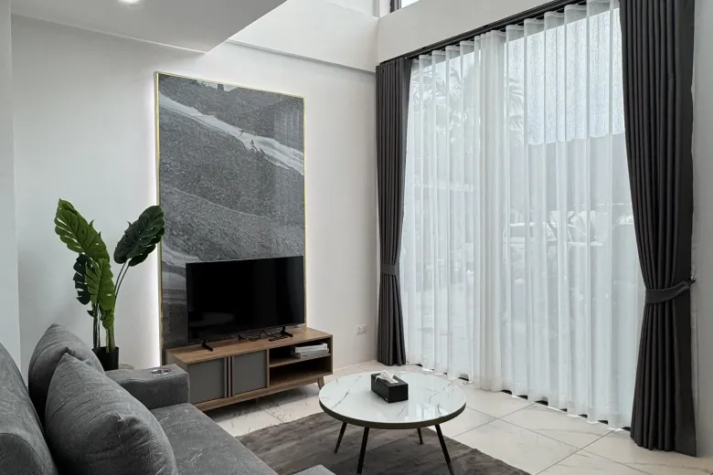 3 Bedroom Townhouse For Rent