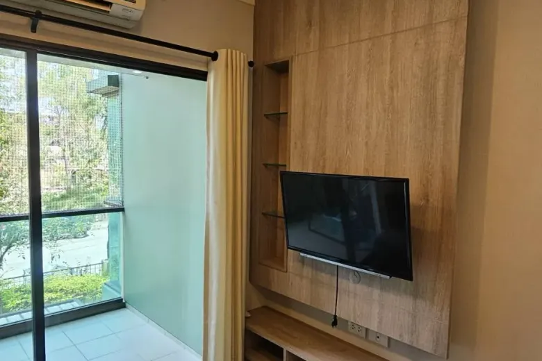 1 Bedroom Condo