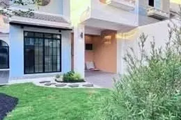 3 Bedroom Townhouse for sale in Thep Krasatti, Phuket