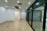 Office for rent in Khlong Toei Nuea, Bangkok near MRT Sukhumvit