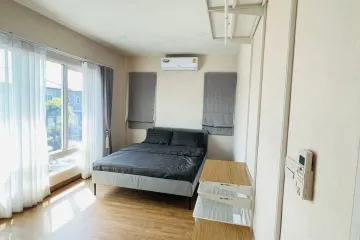 4 Bedroom House for rent in Centro Bangna-Wongwaen, Dokmai, Bangkok