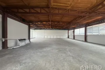 Commercial for rent in Phra Khanong, Bangkok near BTS Phra Khanong