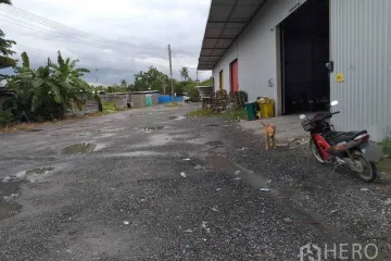 Condo for rent in Khlong Phra Udom, Nonthaburi