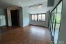 Office for rent in Phlapphla, Bangkok