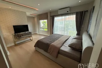 3 Bedroom House for rent in Life Bangkok Boulevard Wongwaen-Onnut 2, Dokmai, Bangkok