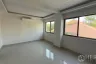 3 Bedroom Townhouse for rent in Leo Classic Place, Khlong Tan Nuea, Bangkok