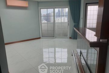 2 Bedroom Condo for sale in D.S. Tower 2 Sukhumvit 39, Khlong Tan Nuea, Bangkok near BTS Phrom Phong