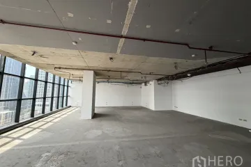 Office for rent in Khlong Tan Nuea, Bangkok near BTS Ekkamai