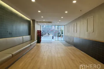 Commercial for rent in Khlong Toei Nuea, Bangkok near MRT Phetchaburi