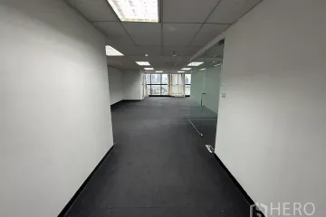 Office for rent in Khlong Tan Nuea, Bangkok near BTS Ekkamai