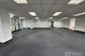 Office for rent in Khlong Tan Nuea, Bangkok near BTS Ekkamai