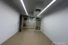 Office for rent in Khlong Tan Nuea, Bangkok near BTS Ekkamai