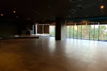 Commercial for rent in 