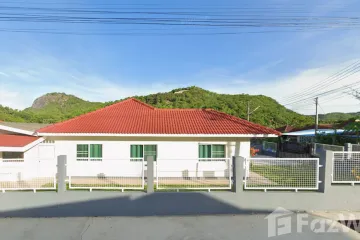 3 Bedroom House for sale in Nong Kae, Prachuap Khiri Khan